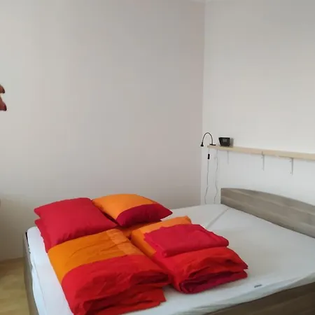 Kira Apartman 아파트 Hévíz